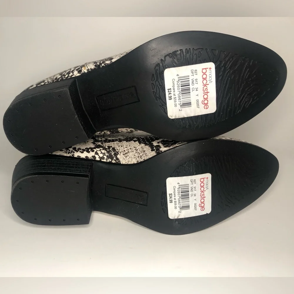 Union Bay Faux Snake Print Almond Toe Black and White Slip On Boot Size 6M NWT